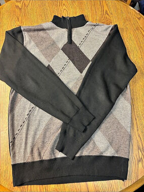Santo Men's Argyle Quarter-Zip Sweater Size Medium